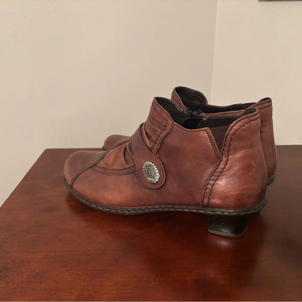 Rieker Women's Brown Heeled Boots - Picture 4 of 6